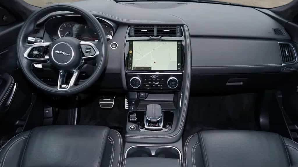 Jaguar E-Pace D200 AWD R-DYNAMIC S*PANORAMA*VIRTUAL* 12/2021-photo-3