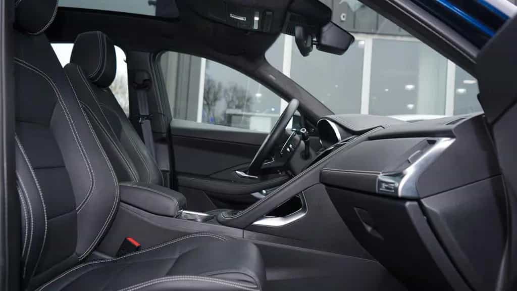 Jaguar E-Pace D200 AWD R-DYNAMIC S*PANORAMA*VIRTUAL* 12/2021-photo-6