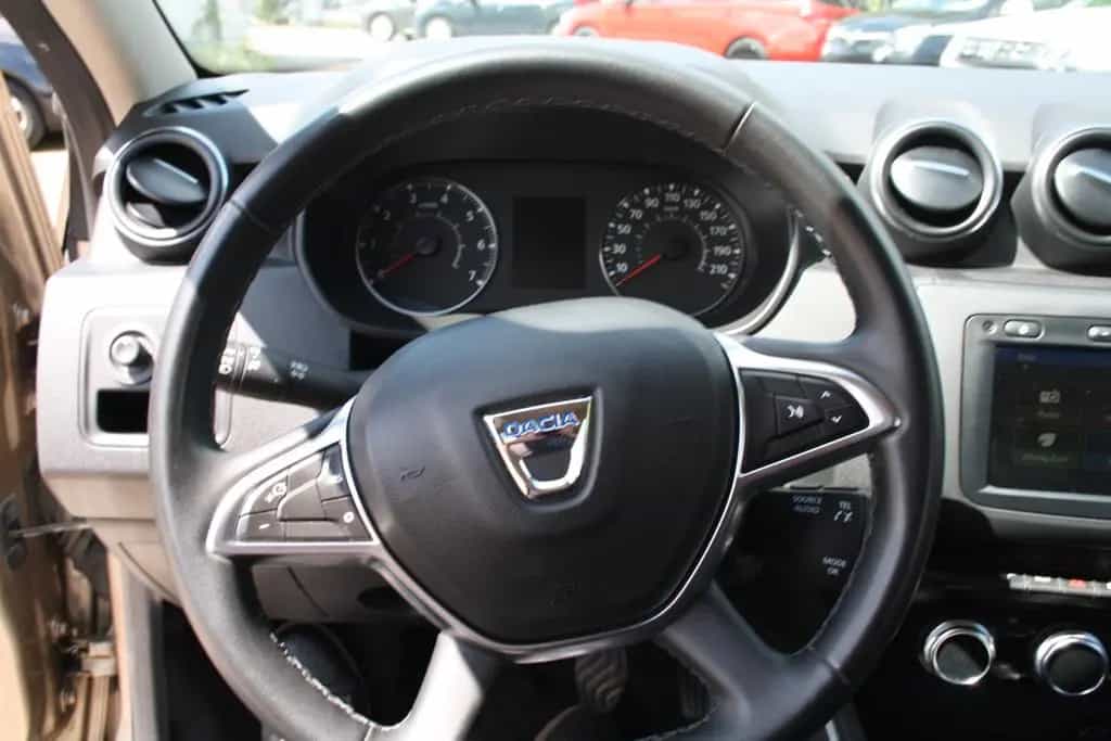 Dacia Duster II Access*Navi*Cam*150PS*AHK*Scheckheft 08/2019-photo-8