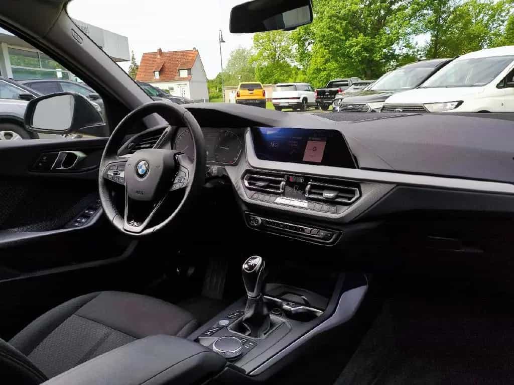 BMW 118 i Limousine Advantage KLIMA NAVI Sitzhzg. PD 02/2020-photo-13