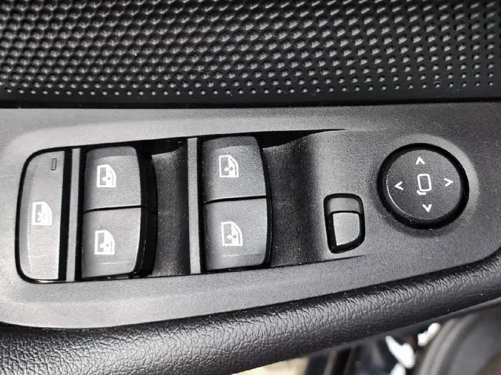 BMW 118 i Limousine Advantage KLIMA NAVI Sitzhzg. PD 02/2020-photo-14