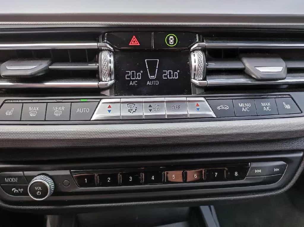 BMW 118 i Limousine Advantage KLIMA NAVI Sitzhzg. PD 02/2020-photo-19