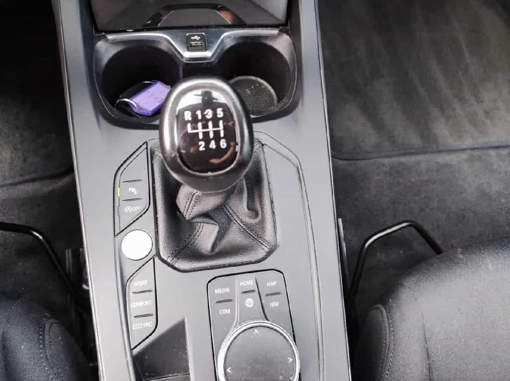 BMW 118 i Limousine Advantage KLIMA NAVI Sitzhzg. PD 02/2020-photo-20
