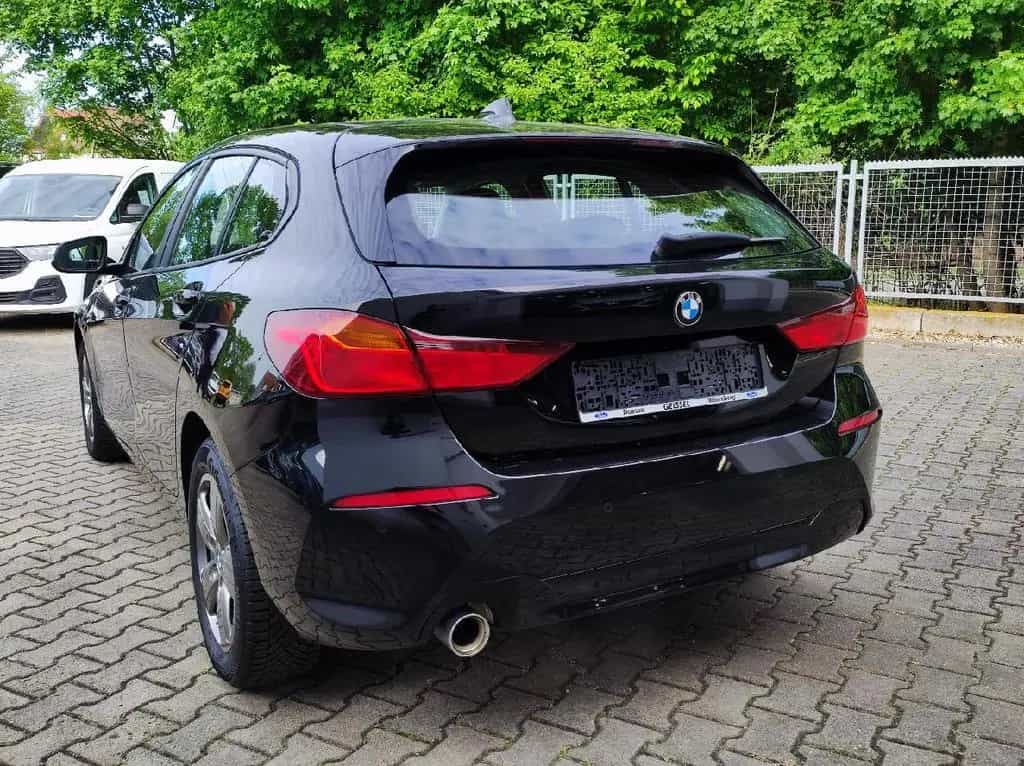 BMW 118 i Limousine Advantage KLIMA NAVI Sitzhzg. PD 02/2020-photo-4