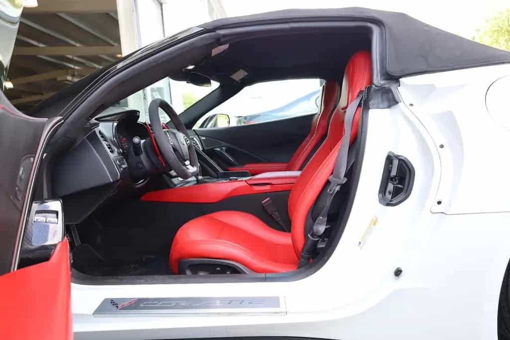 Corvette C7 6.2 V8 StingrayCabrio 2LT/SHZ/SBL/BOSÉ/R19*20 01/2016-photo-7