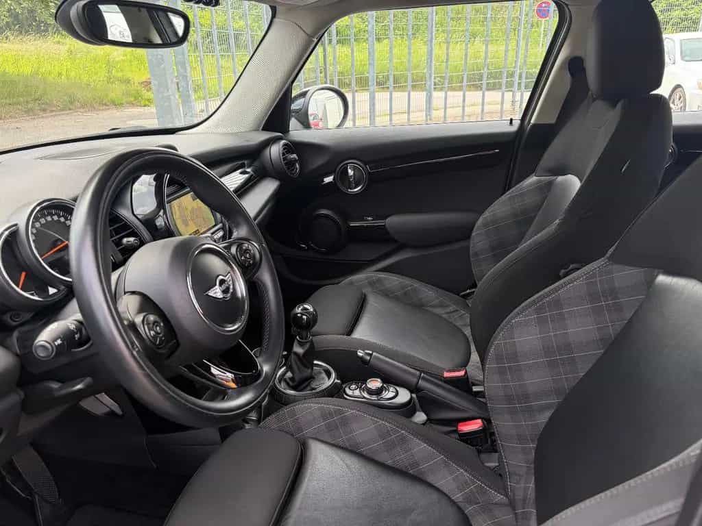 MINI Cooper Navi/Klima/Shz./LED/Bluetooth/4-türig 04/2015-photo-9