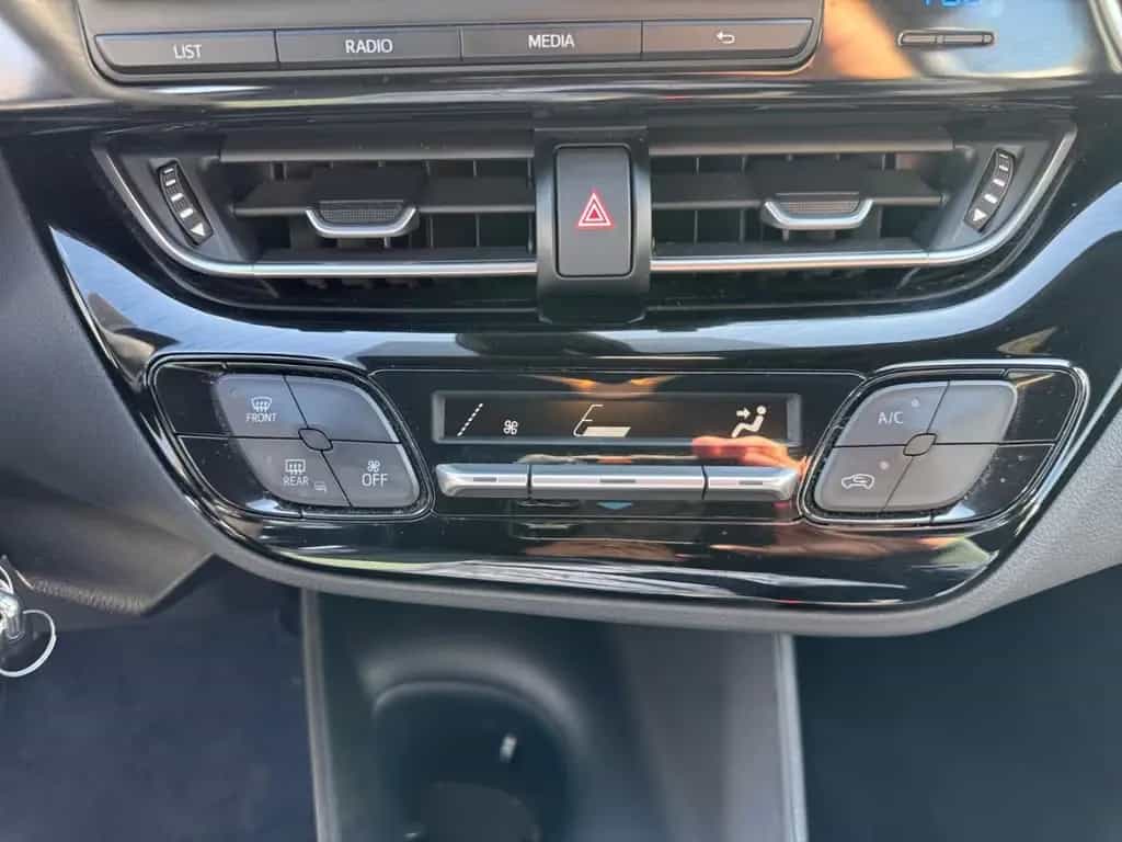 Toyota C-HR 1.2 Turbo *ACC*Bluetooth*Spurhalteass*Color 10/2018-photo-21