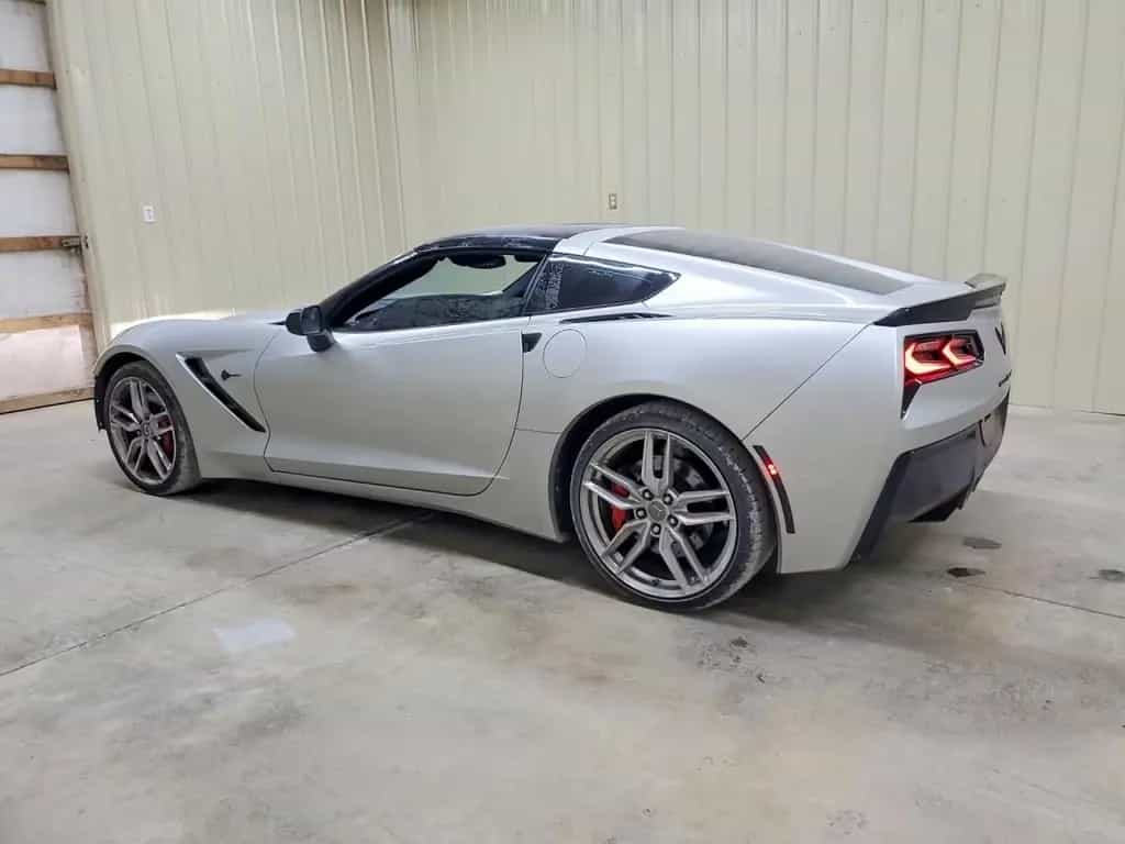 Corvette C7 6.2 V8 Stingray Coupe 2LT  - Z51 06/2016-photo-3