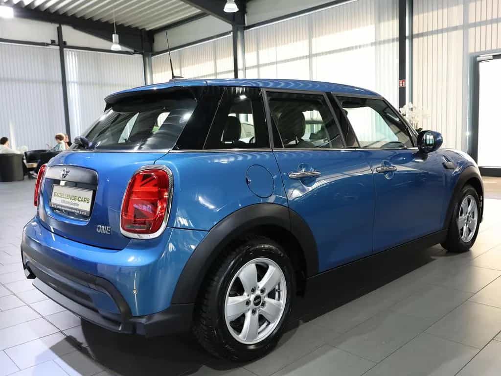 MINI ONE CLASSIC-TRIM / LED / LEDER / NAVI+APPLE 03/2022-photo-9