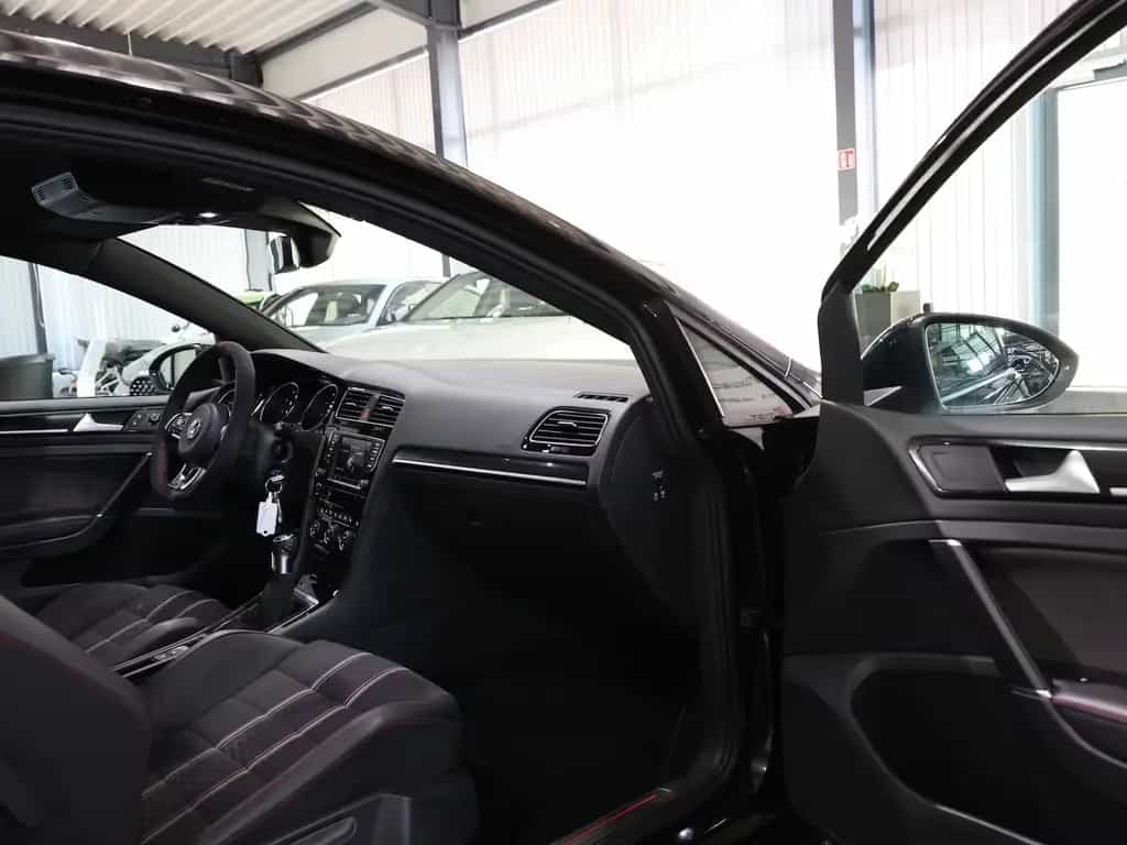 Volkswagen Golf GTI VII 2.0 TSI CLUBSPORT / VIELE EXTRAS / 08/2016-photo-14