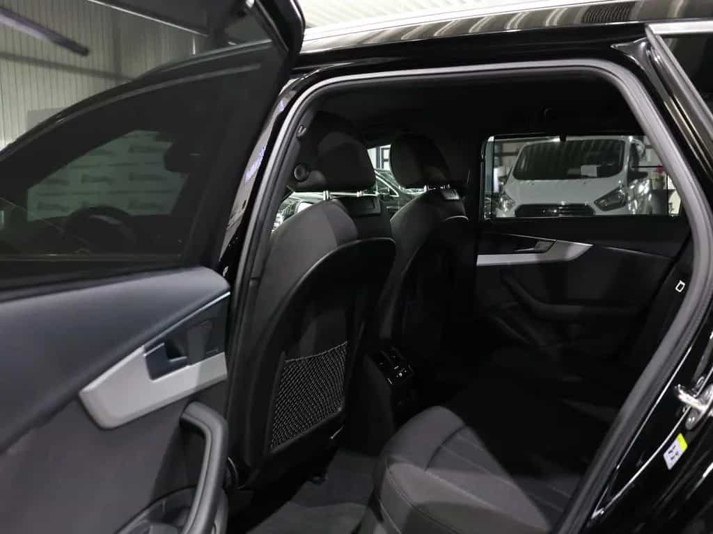 Audi A4 Avant 40 TFSI ADVANCED / LED, ACC+LANE, B&O 05/2023-photo-14