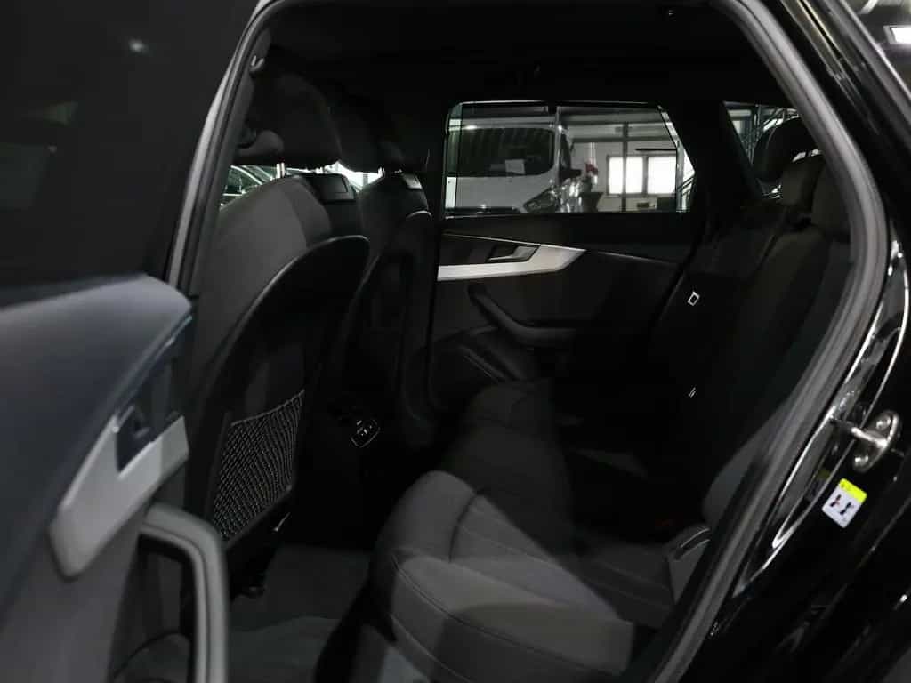 Audi A4 Avant 40 TFSI ADVANCED / LED, ACC+LANE, B&O 05/2023-photo-15