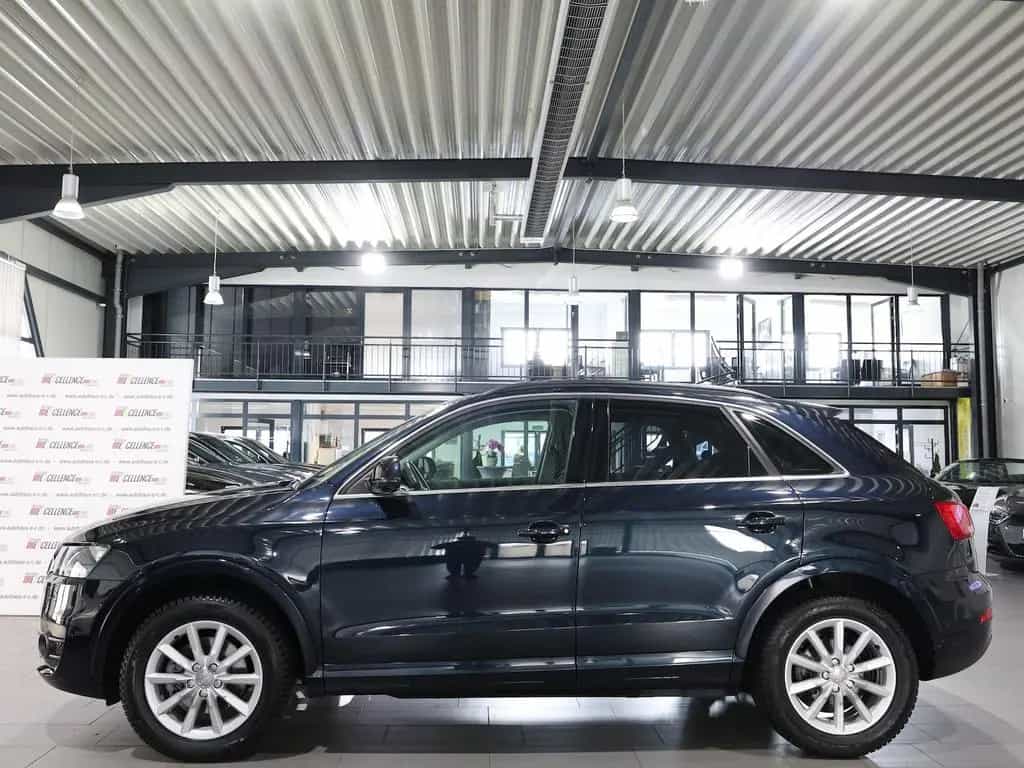 Audi Q3 2.0 TFSI QUATTRO SPORT / NAVI+KAMERA / ALLRAD 08/2012-photo-6