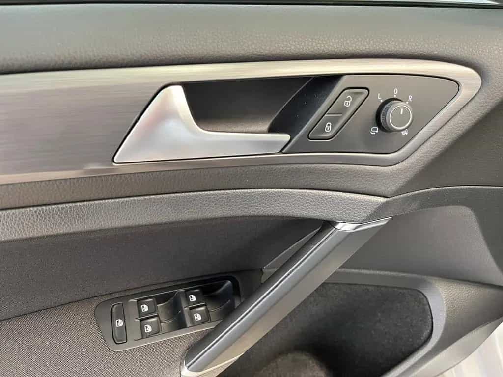 Volkswagen Golf VII Comfortline 1.5 TSI DSG Scheinwerfer LE 11/2018-photo-15