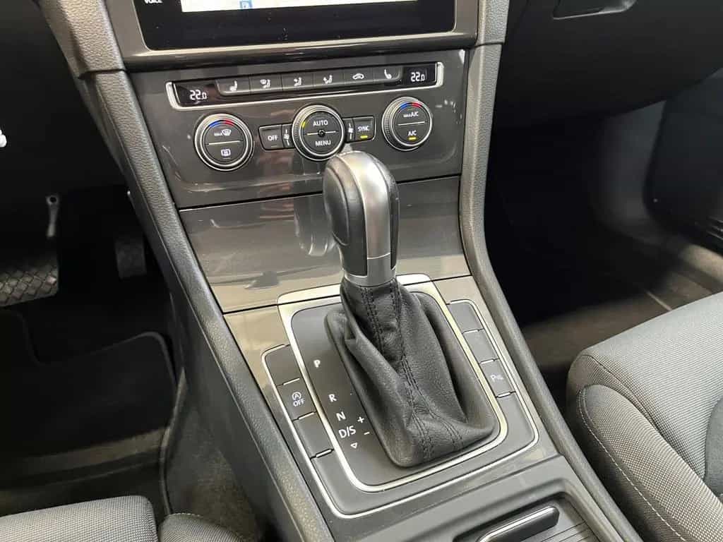 Volkswagen Golf VII Comfortline 1.5 TSI DSG Scheinwerfer LE 11/2018-photo-8