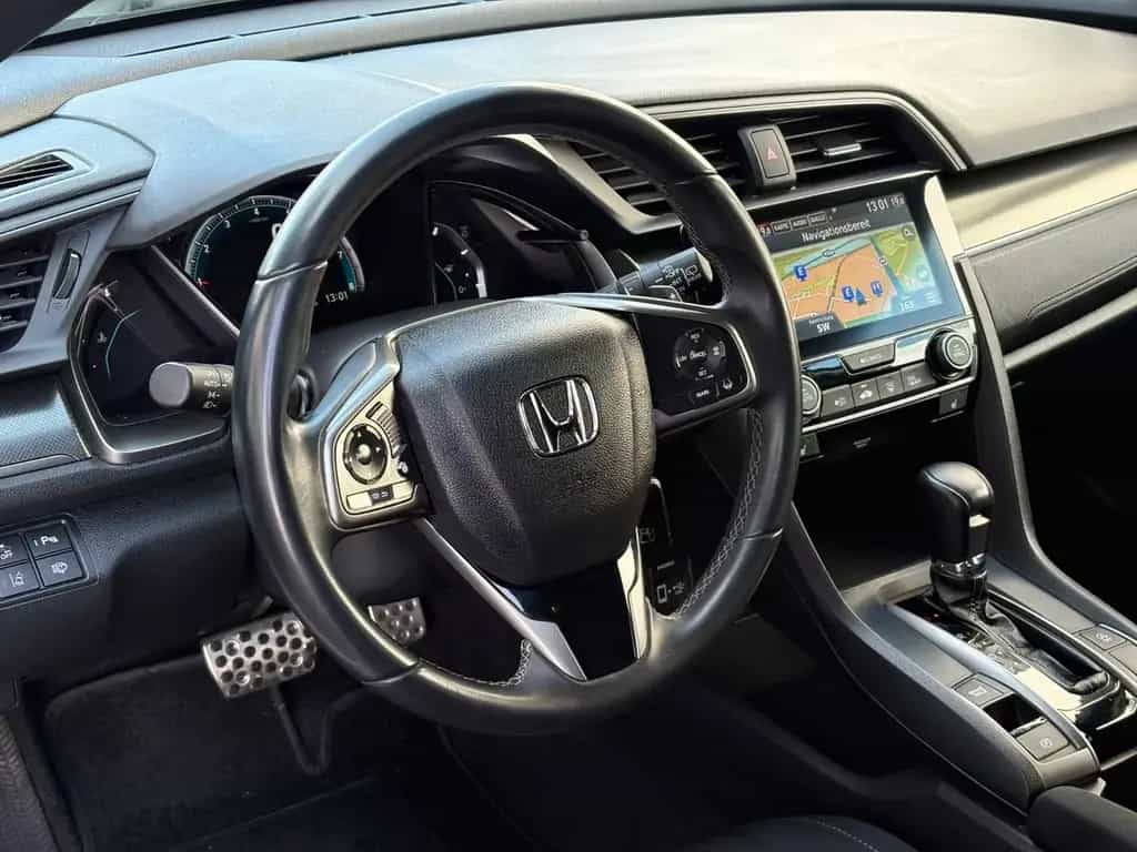 Honda Civic Lim. 5-trg.Elegance,Automatik,Navi,8-Fach 05/2018-photo-12