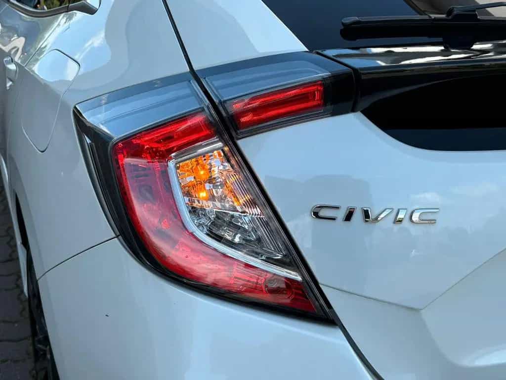 Honda Civic Lim. 5-trg.Elegance,Automatik,Navi,8-Fach 05/2018-photo-46