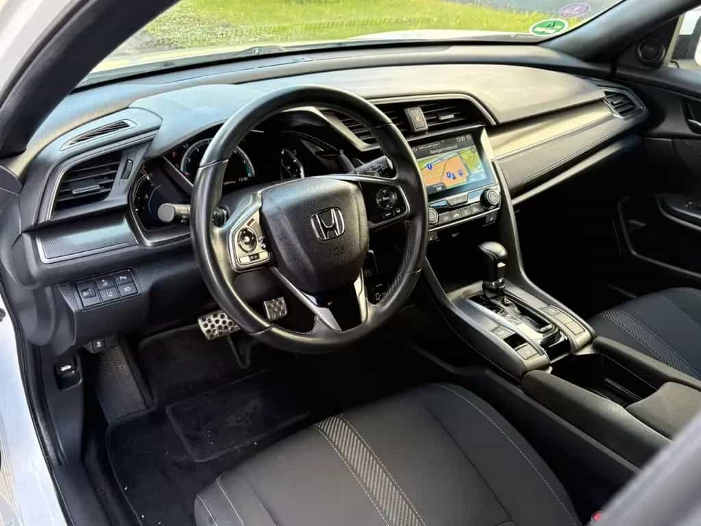 Honda Civic Lim. 5-trg.Elegance,Automatik,Navi,8-Fach 05/2018-photo-9