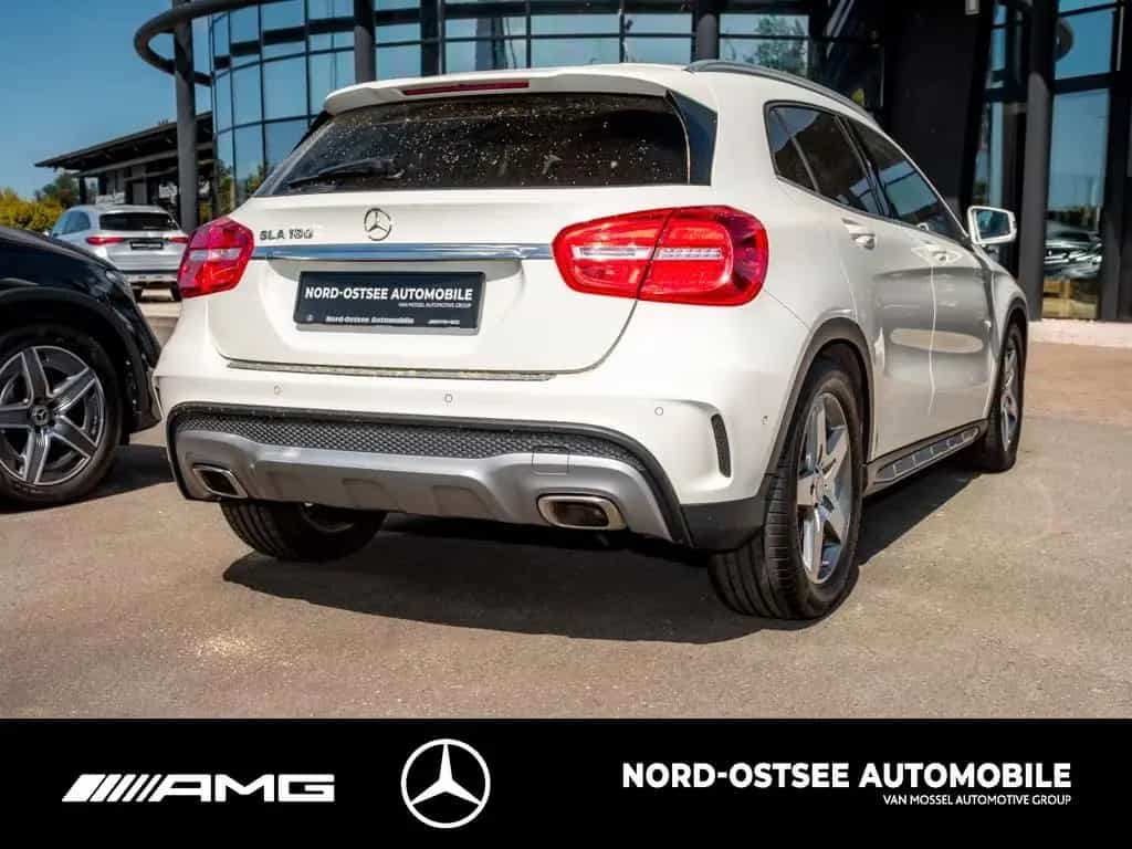Mercedes-Benz GLA 180 AMG NAVI TEMPOMAT SHZ 01/2017-photo-3