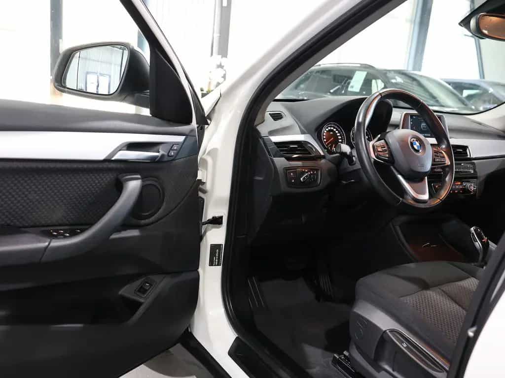 BMW X1 sDrive 18i Advantage WHITE / AUTOMATIK / 09/2018-photo-11