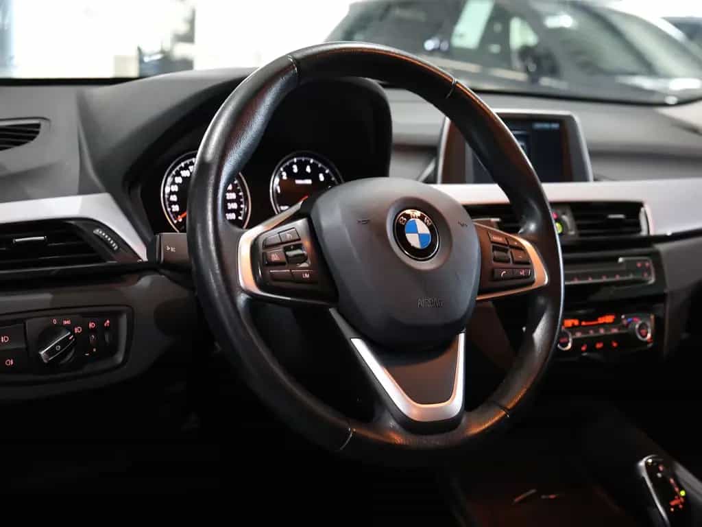 BMW X1 sDrive 18i Advantage WHITE / AUTOMATIK / 09/2018-photo-12