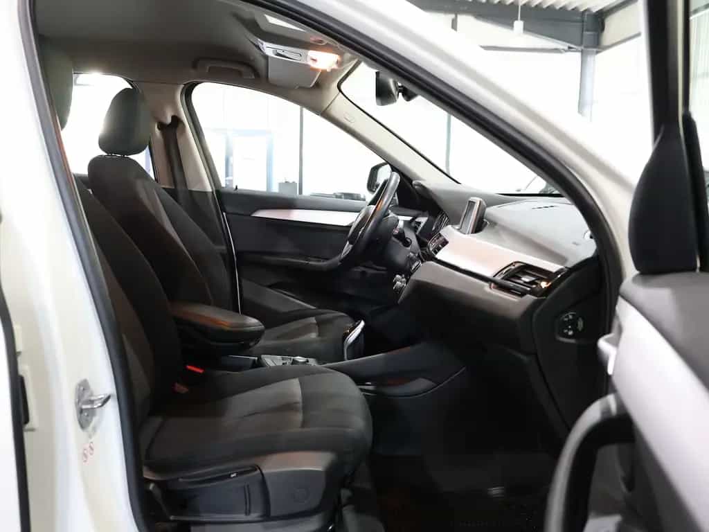 BMW X1 sDrive 18i Advantage WHITE / AUTOMATIK / 09/2018-photo-16