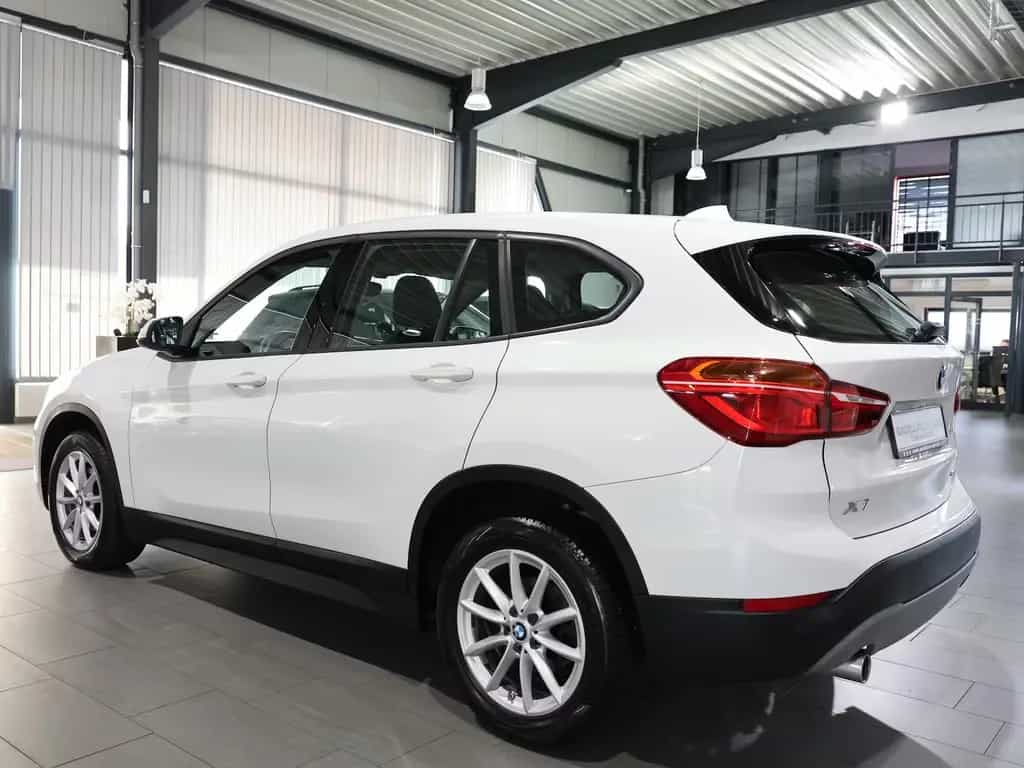 BMW X1 sDrive 18i Advantage WHITE / AUTOMATIK / 09/2018-photo-8