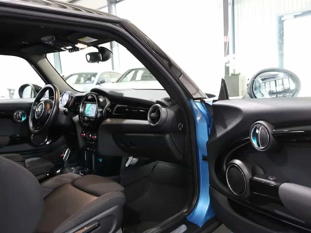 MINI Cooper CHILLI II SPORT BLUE & BLACK / AUTOMATIK 11/2018-photo-13
