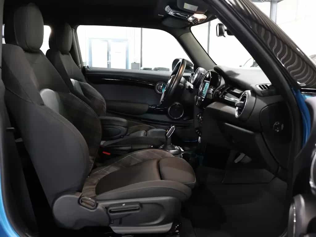 MINI Cooper CHILLI II SPORT BLUE & BLACK / AUTOMATIK 11/2018-photo-14