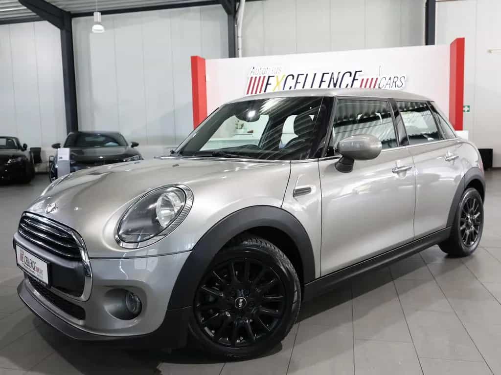 MINI ONE THE NEXT 100 YEARS / 4-TÜRER / AUTOMATIK 08/2019-photo-4