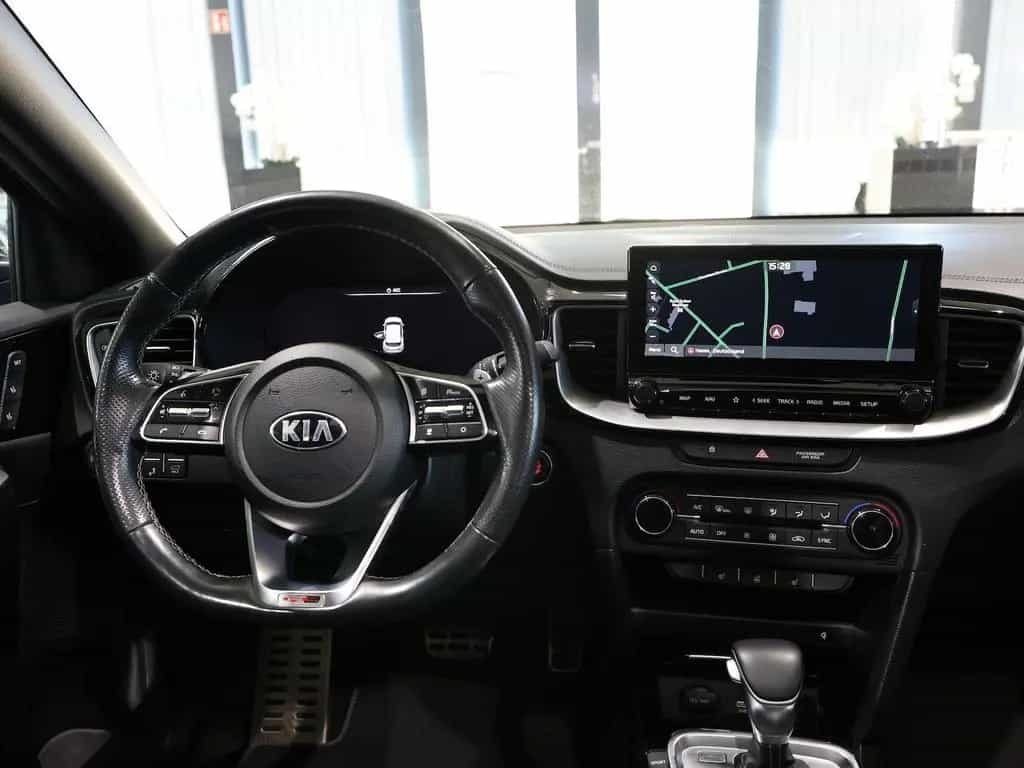 Kia cee'd Sportswagon cee´d Sportswagon T-GDI GT-LINE SPORT / PANORAMA 03/2020-photo-16