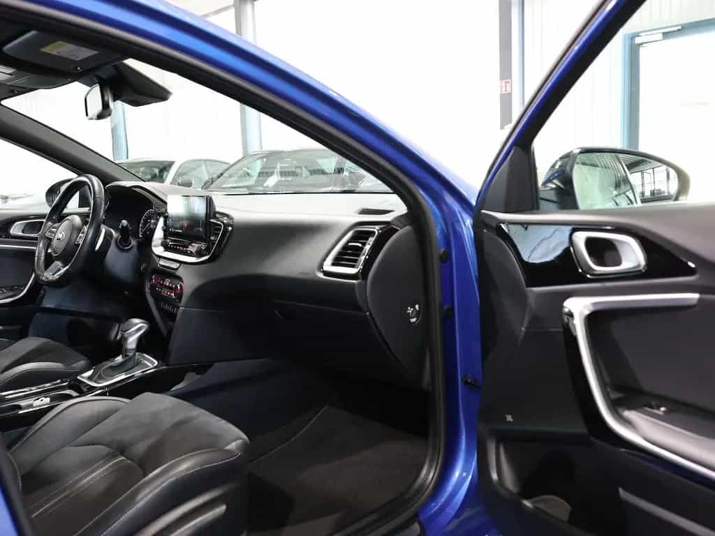 Kia cee'd Sportswagon cee´d Sportswagon T-GDI GT-LINE SPORT / PANORAMA 03/2020-photo-18