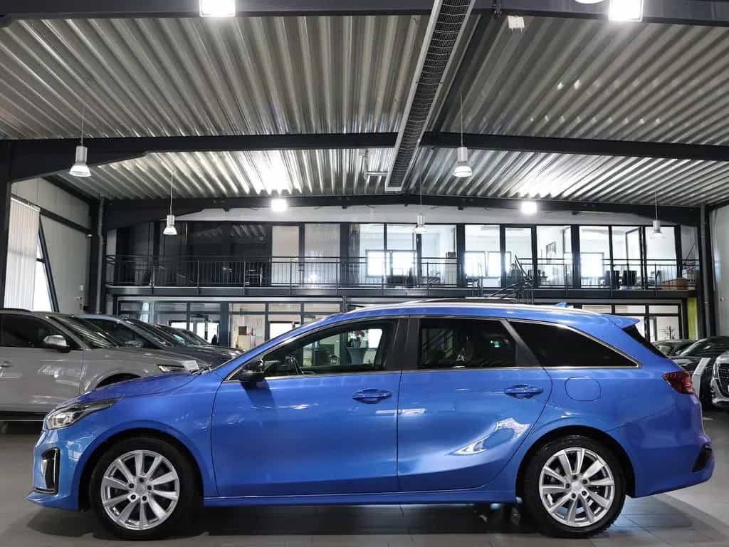 Kia cee'd Sportswagon cee´d Sportswagon T-GDI GT-LINE SPORT / PANORAMA 03/2020-photo-6
