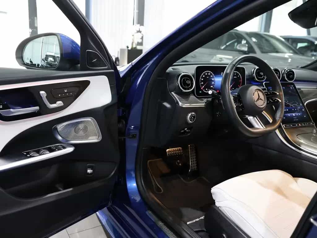 Mercedes-Benz C 220 d LIMOUSINE AMG-LINE SPORT / BLUE & BEIGE 10/2023-photo-12