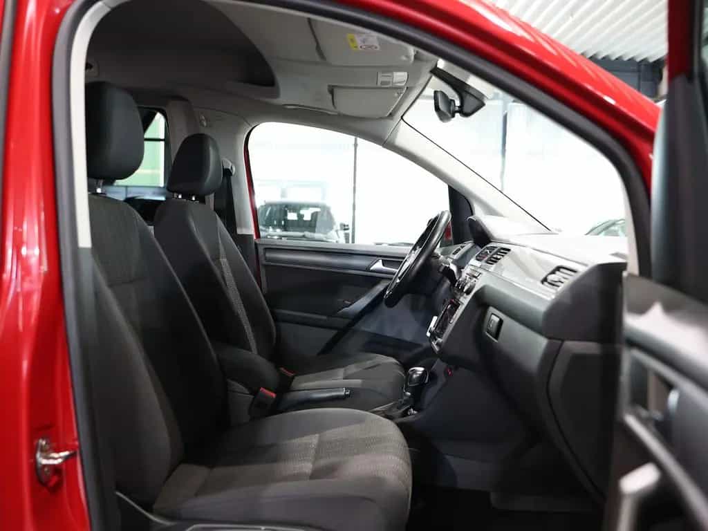 Volkswagen Caddy Maxi 1.4 TSI DSG Comfortline / 7-SITZER / 01/2020-photo-22