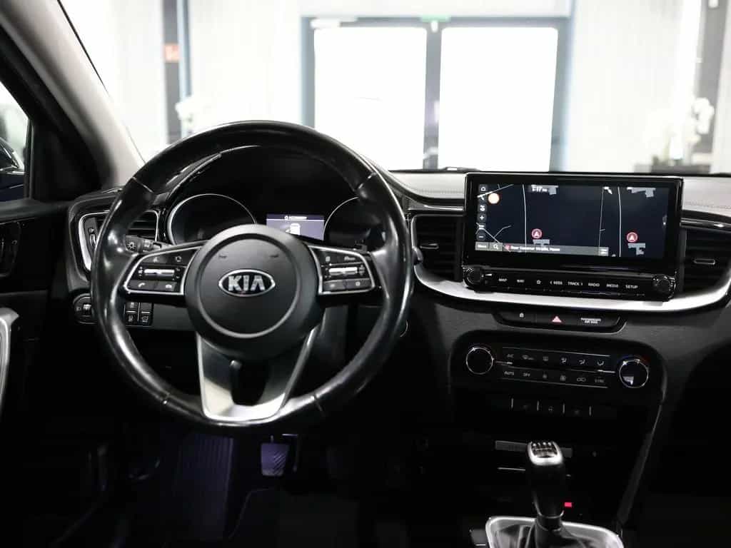 Kia XCeed 1.4 T-GDI LUNCH-X-EDITION / PANORAMA, LED 06/2020-photo-19