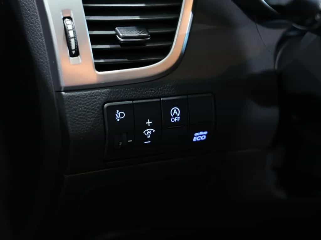 Hyundai i30 1.6 T-GDI STYLE / AUTOMATIK / NAVI+KAMERA 01/2017-photo-15