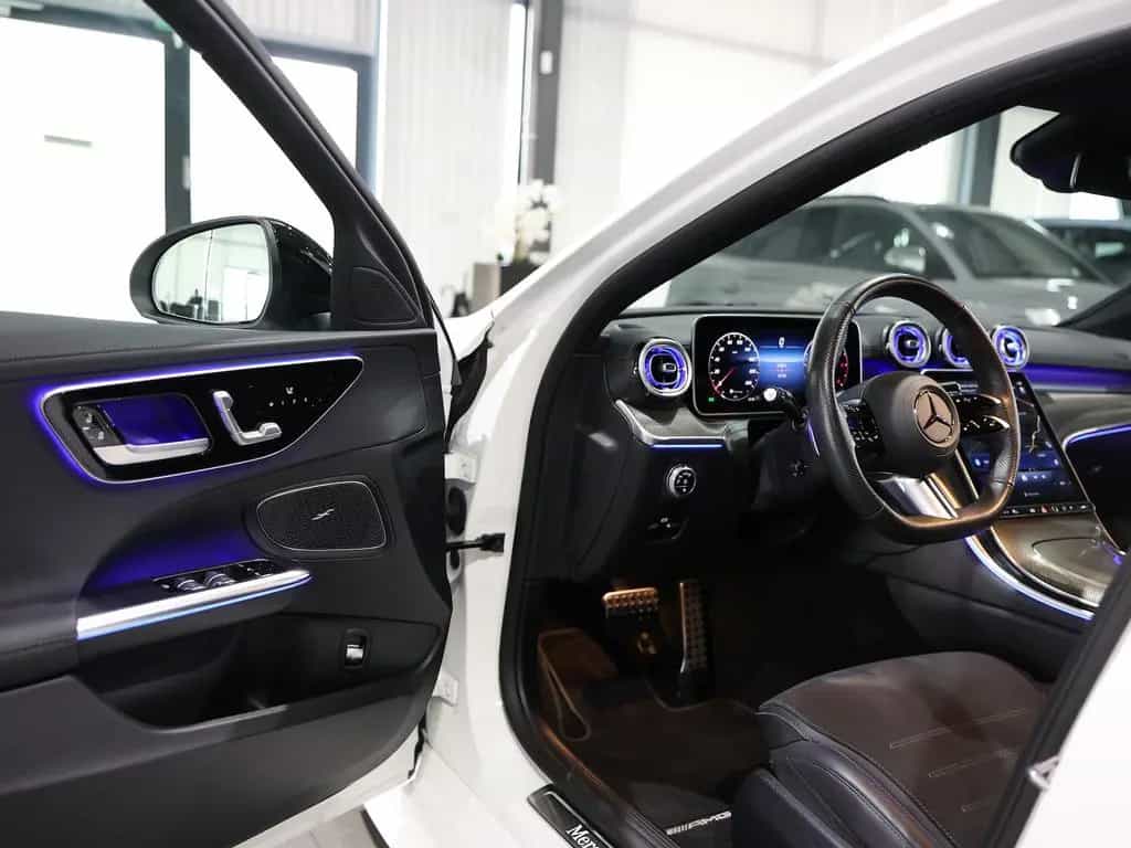 Mercedes-Benz C 220 d T EDITION AMG-LINE SPORT WHITE NIGHT TOP 10/2024-photo-11