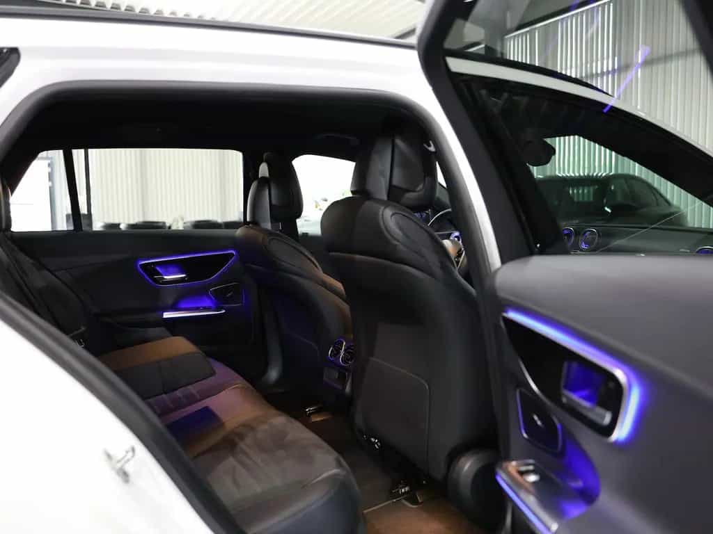 Mercedes-Benz C 220 d T EDITION AMG-LINE SPORT WHITE NIGHT TOP 10/2024-photo-19