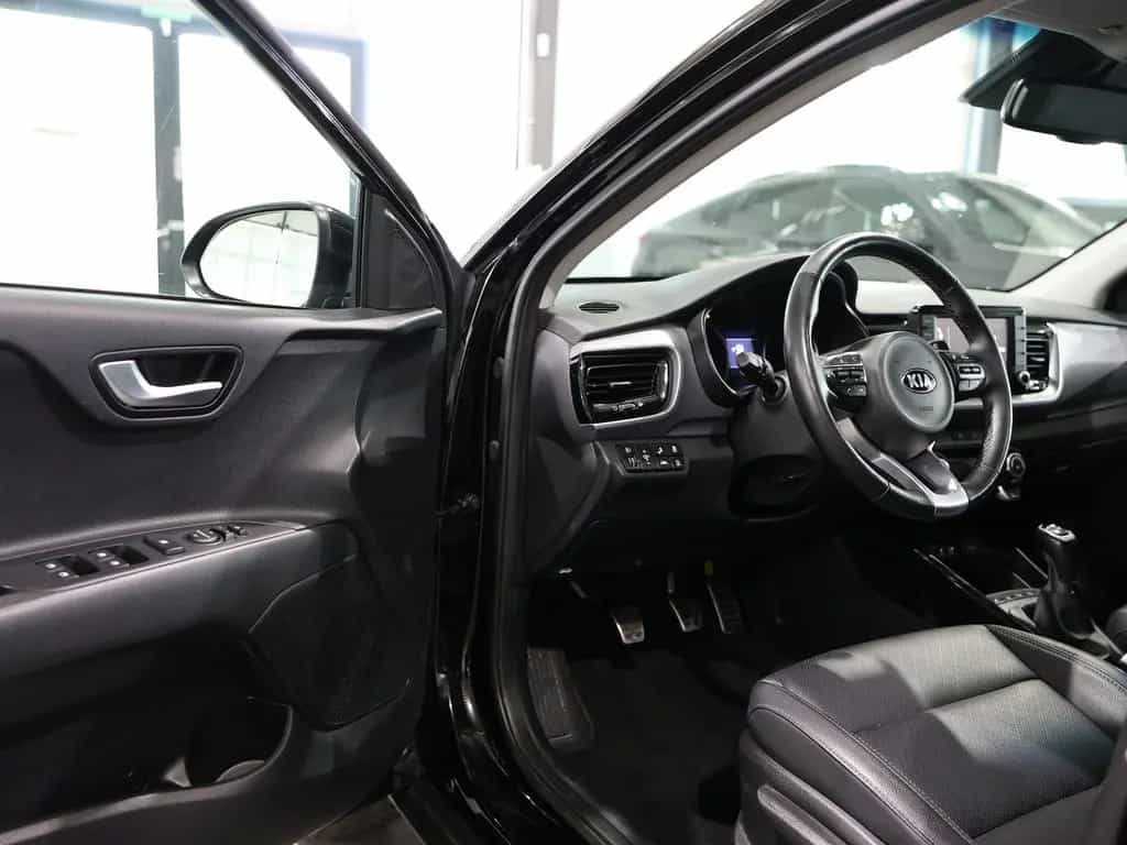 Kia Stonic 1.0 T-GDI PLATIUM-EDITION / SCHIEBEDACH / 07/2019-photo-11