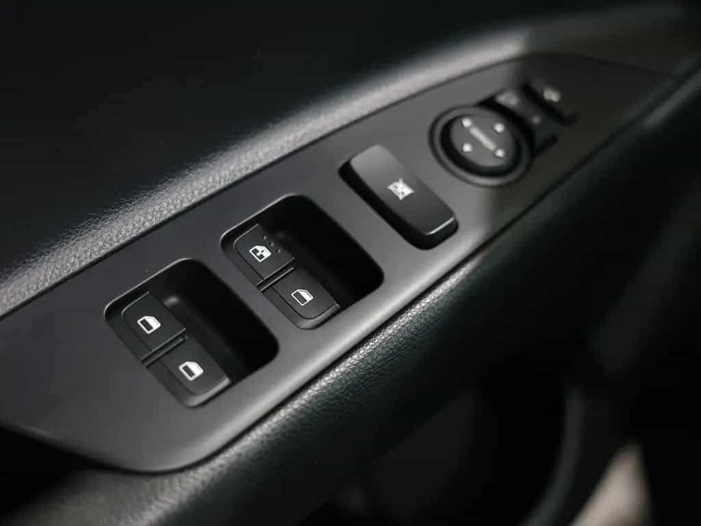 Kia Stonic 1.0 T-GDI PLATIUM-EDITION / SCHIEBEDACH / 07/2019-photo-15
