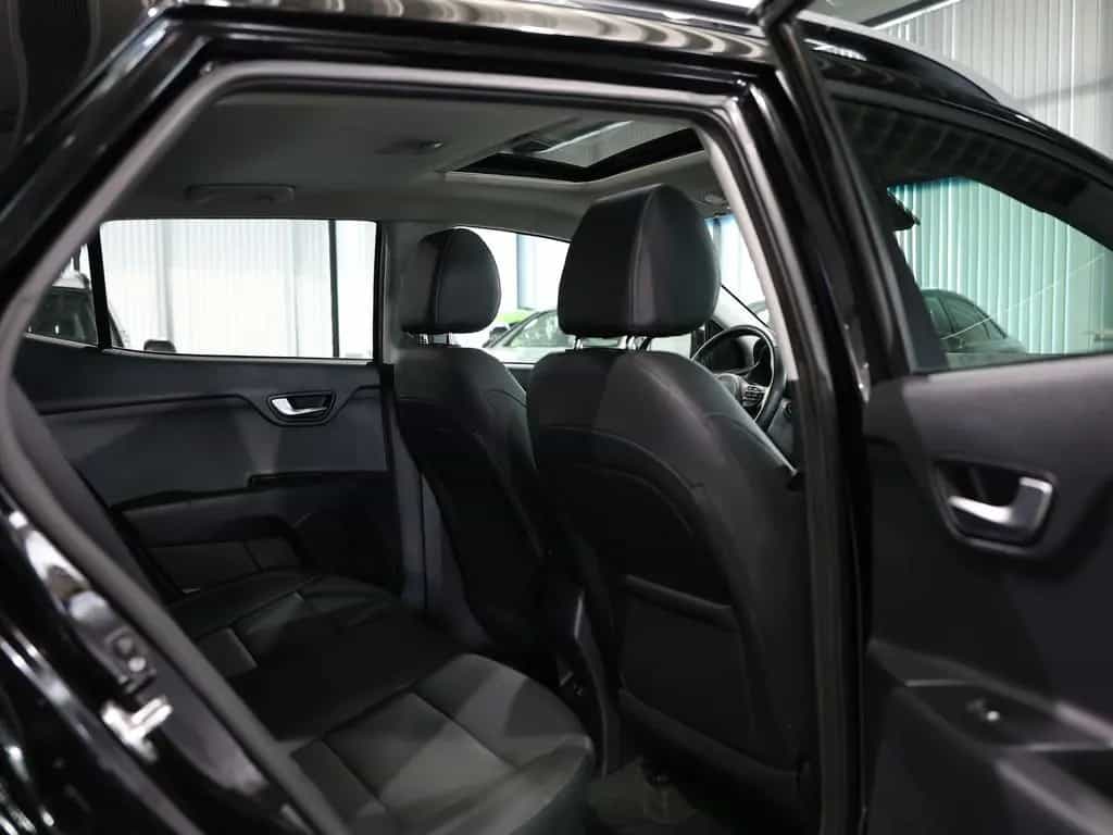 Kia Stonic 1.0 T-GDI PLATIUM-EDITION / SCHIEBEDACH / 07/2019-photo-19