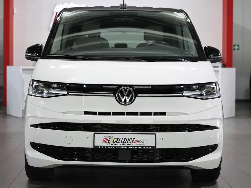 Volkswagen T7 Multivan TSI DSG LANG EDITION WHITE & BLACK 03/2025-photo-5
