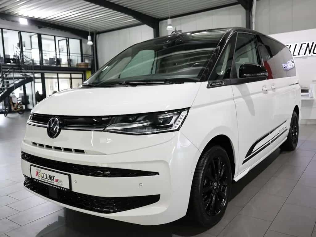 Volkswagen T7 Multivan TSI DSG LANG EDITION WHITE & BLACK 03/2025-photo-6
