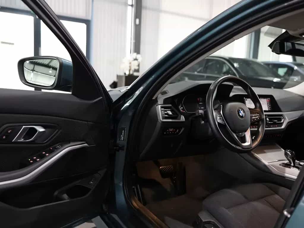 BMW 320 i Touring BUSINESS 1.HAND, LED, STANDHEIZUNG 12/2020-photo-12