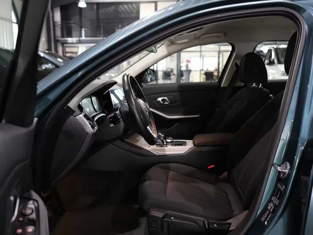 BMW 320 i Touring BUSINESS 1.HAND, LED, STANDHEIZUNG 12/2020-photo-13