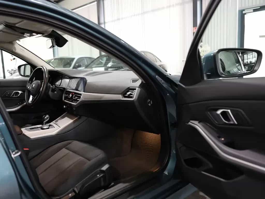 BMW 320 i Touring BUSINESS 1.HAND, LED, STANDHEIZUNG 12/2020-photo-20