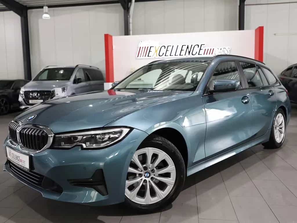 BMW 320 i Touring BUSINESS 1.HAND, LED, STANDHEIZUNG 12/2020-photo-3