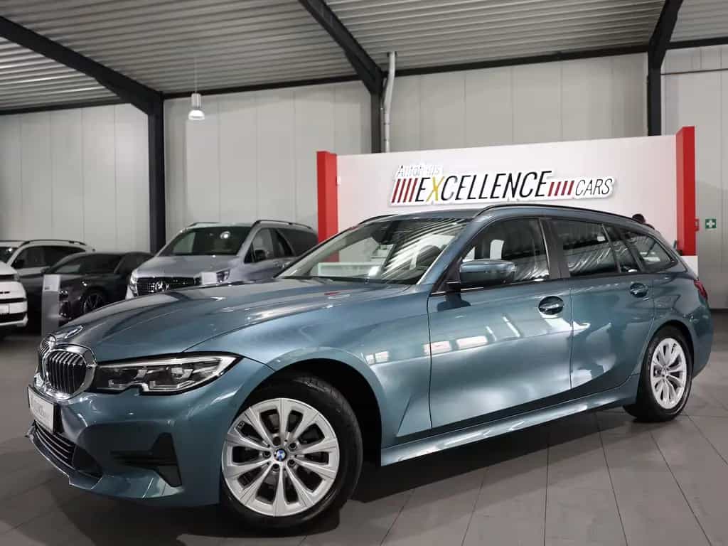 BMW 320 i Touring BUSINESS 1.HAND, LED, STANDHEIZUNG 12/2020-photo-4