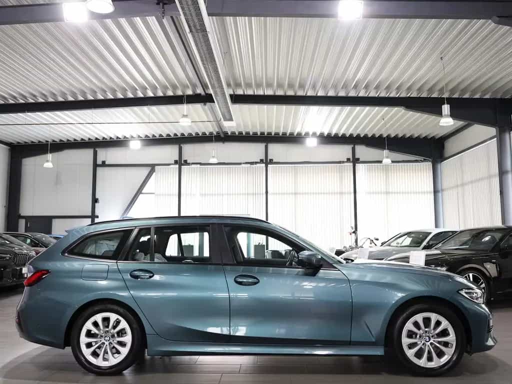 BMW 320 i Touring BUSINESS 1.HAND, LED, STANDHEIZUNG 12/2020-photo-7